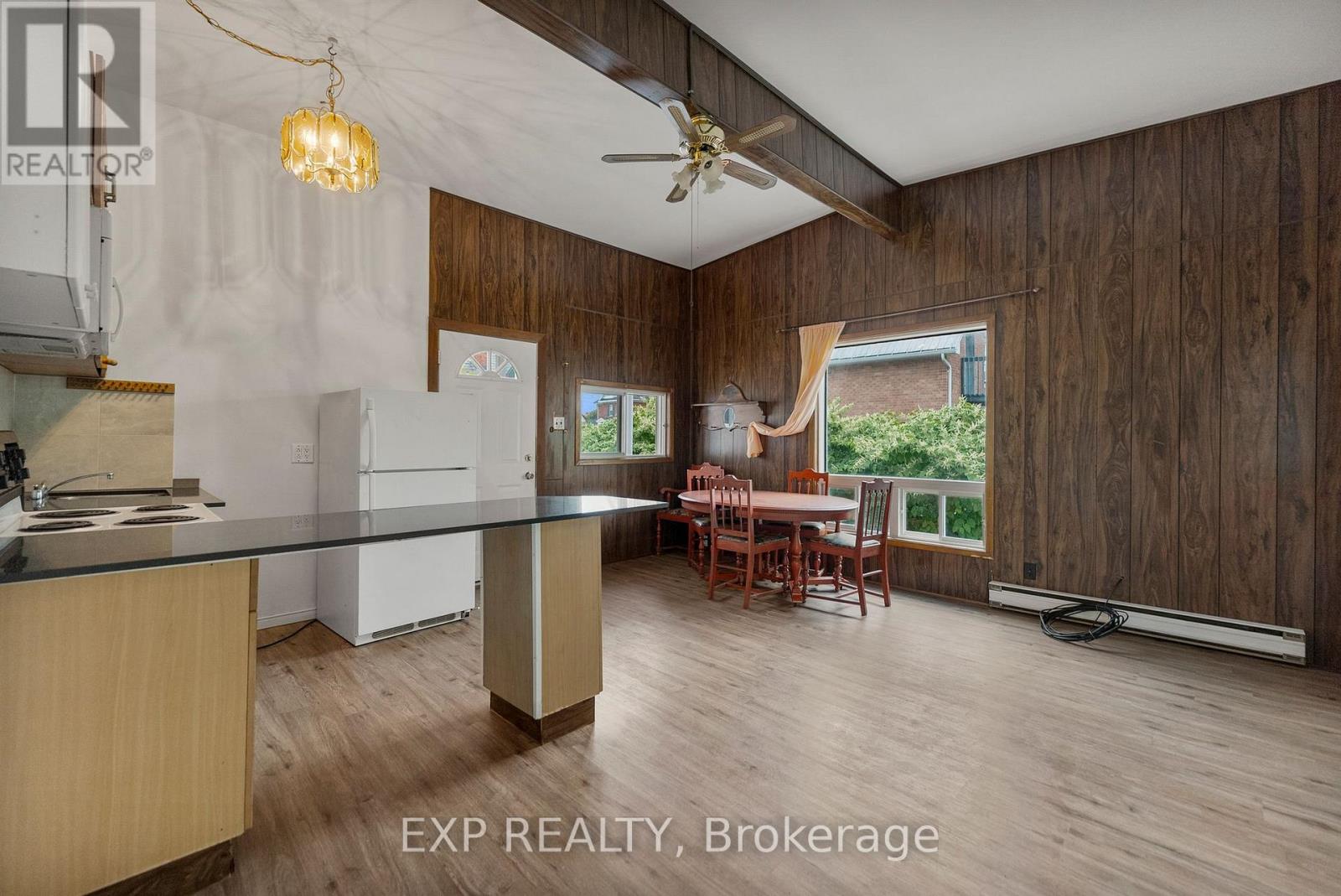 84 Bank Street N, Renfrew, Ontario  K7V 2E2 - Photo 11 - X12682154