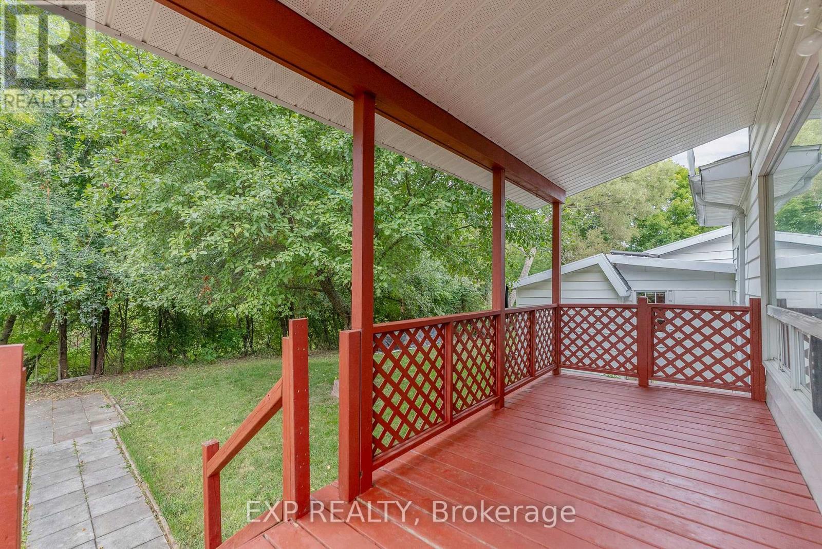 84 Bank Street N, Renfrew, Ontario  K7V 2E2 - Photo 36 - X12682154