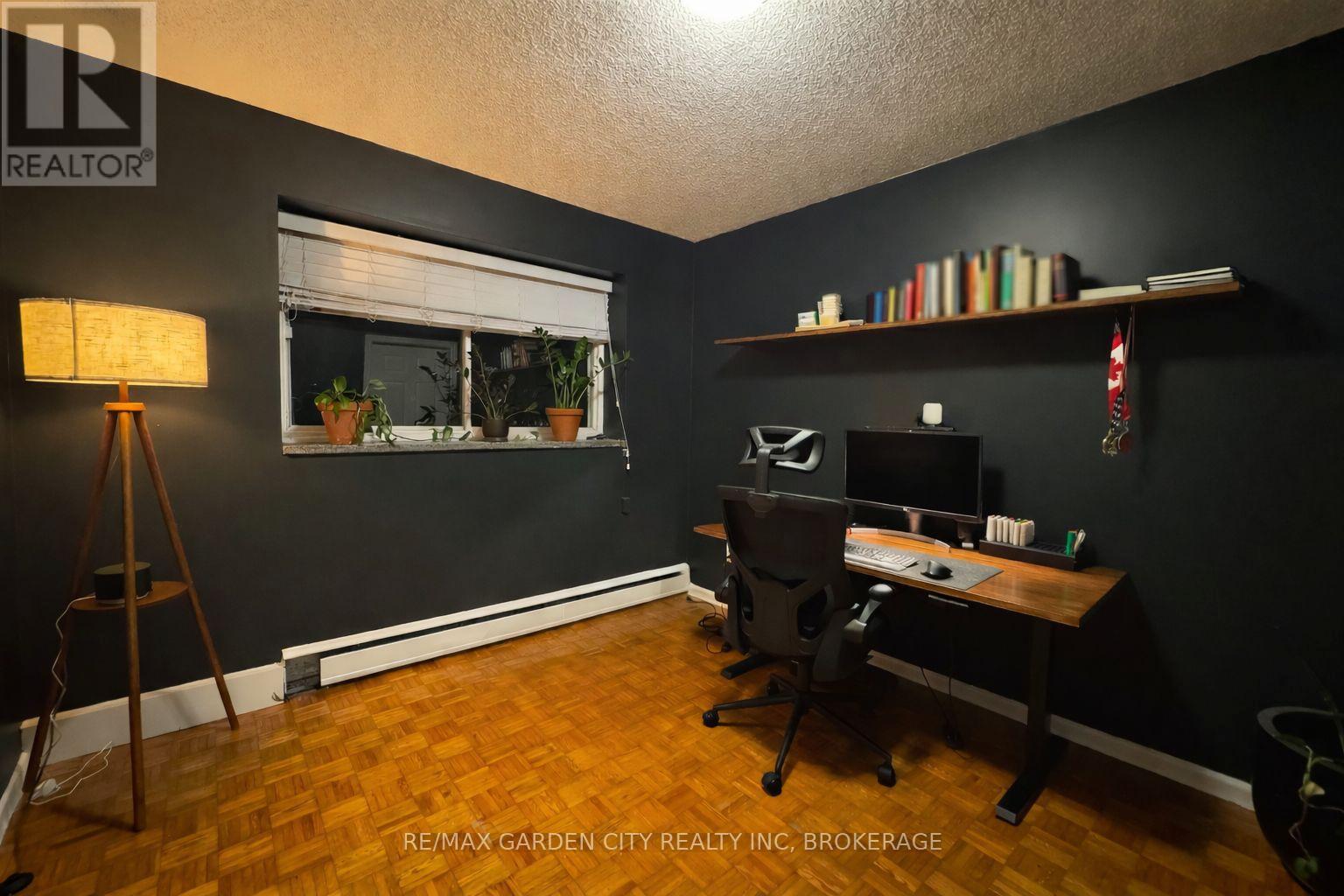 103 - 14 Norris Place, St. Catharines, Ontario  L2R 2W8 - Photo 15 - X12682048