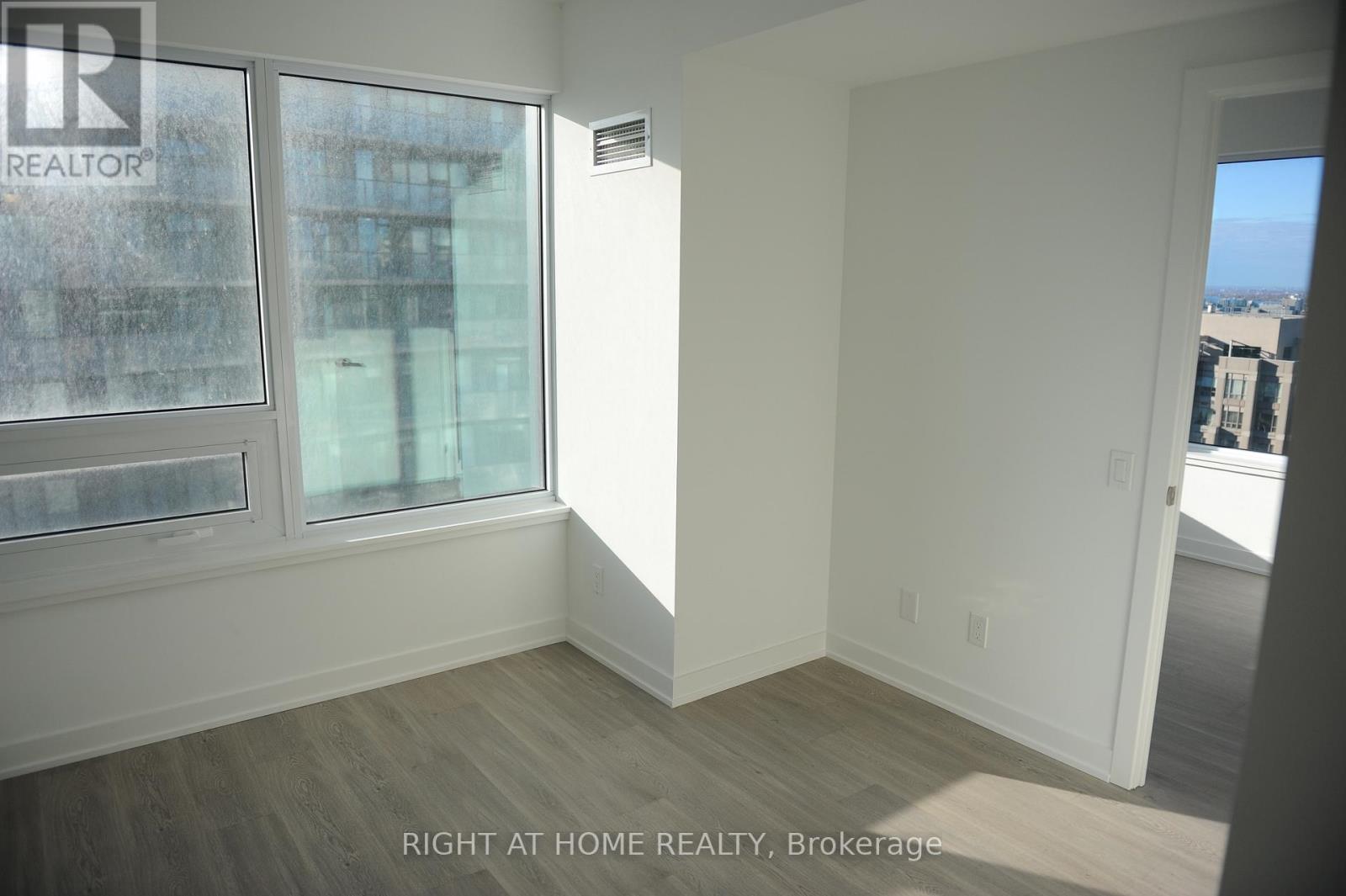 3816 - 8 Wellesley Street W, Toronto, Ontario  M4Y 0J5 - Photo 26 - C12682054