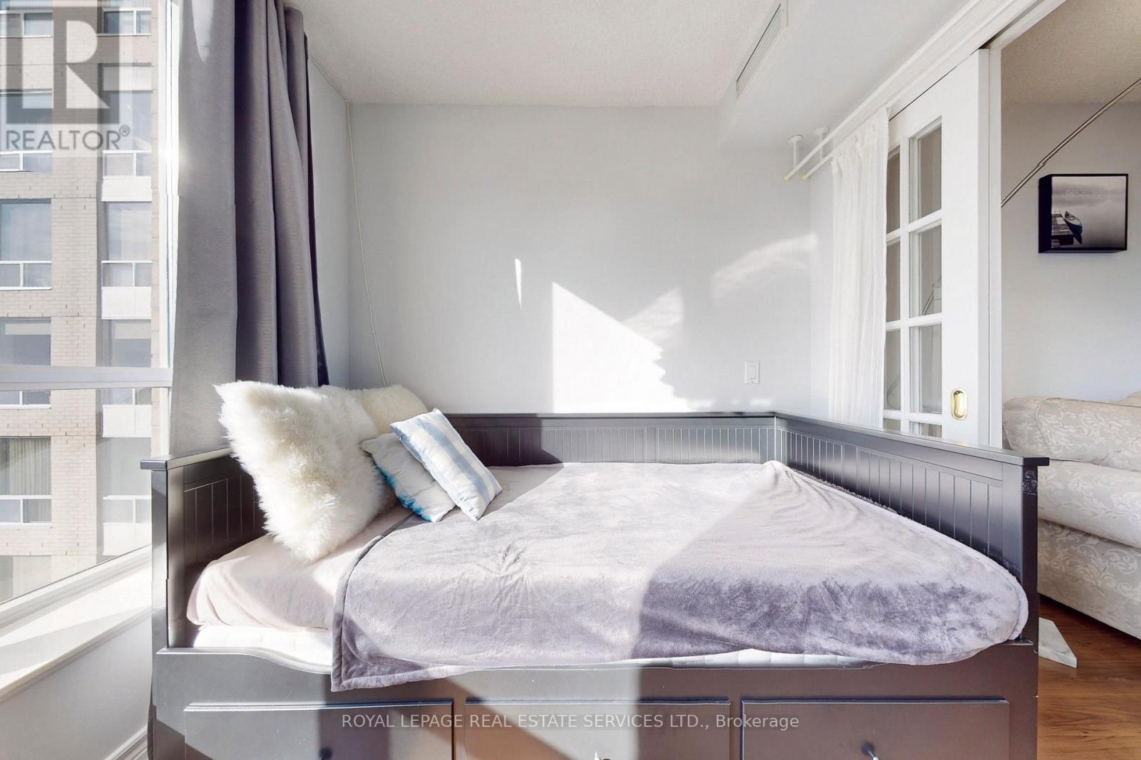 901 - 152 St Patrick Street, Toronto, Ontario  M5T 3J9 - Photo 29 - C12682088