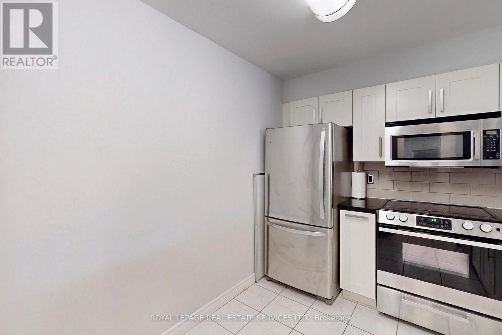 901 - 152 St Patrick Street, Toronto, Ontario  M5T 3K9 - Photo 15 - C12682092