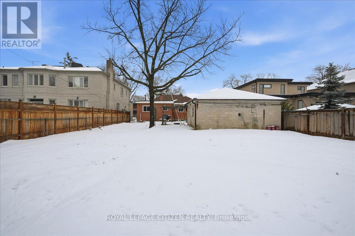 Main - 20 Dunsmore Gardens, Toronto, Ontario  M3H 3M2 - Photo 43 - C12682246