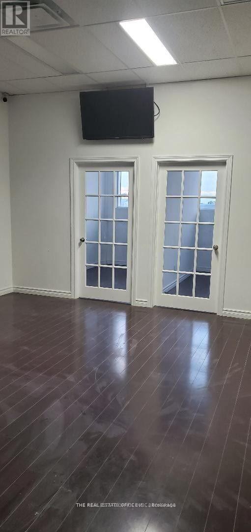 211 - 69 Lebovic Avenue, Toronto, Ontario  M1L 0H2 - Photo 6 - E12682158