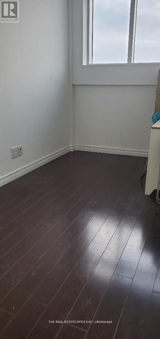 211 - 69 Lebovic Avenue, Toronto, Ontario  M1L 0H2 - Photo 7 - E12682158