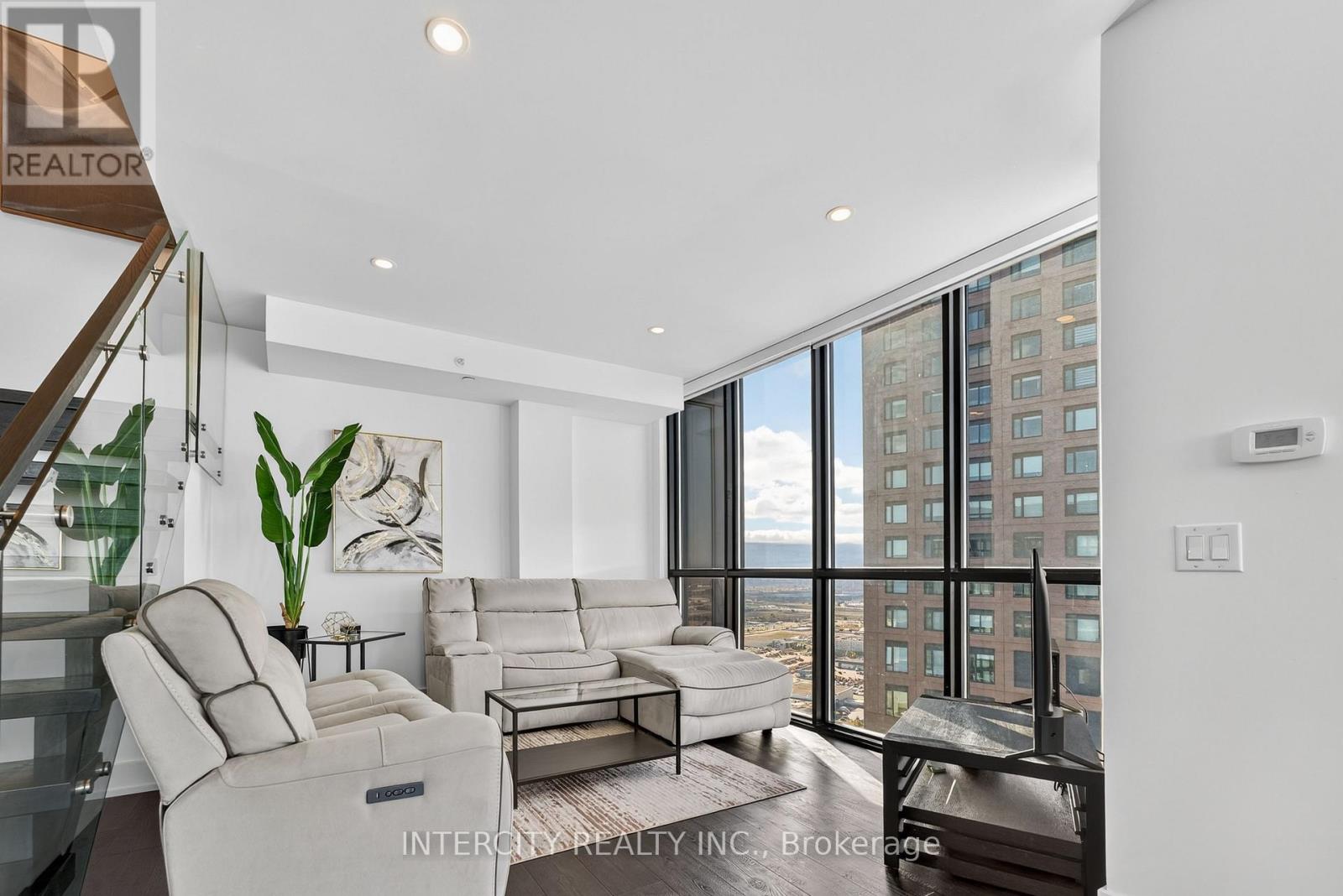 Ph05 (3605) - 2910 Highway 7 Road, Vaughan, Ontario  L4K 0H8 - Photo 14 - N12682080