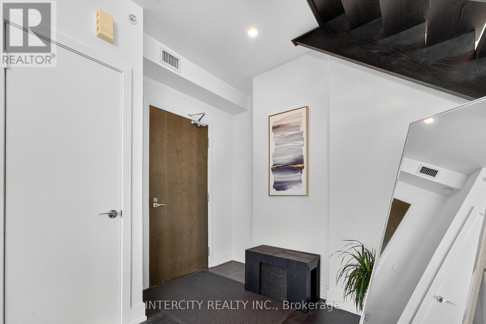 Ph05 (3605) - 2910 Highway 7 Road, Vaughan, Ontario  L4K 0H8 - Photo 2 - N12682080