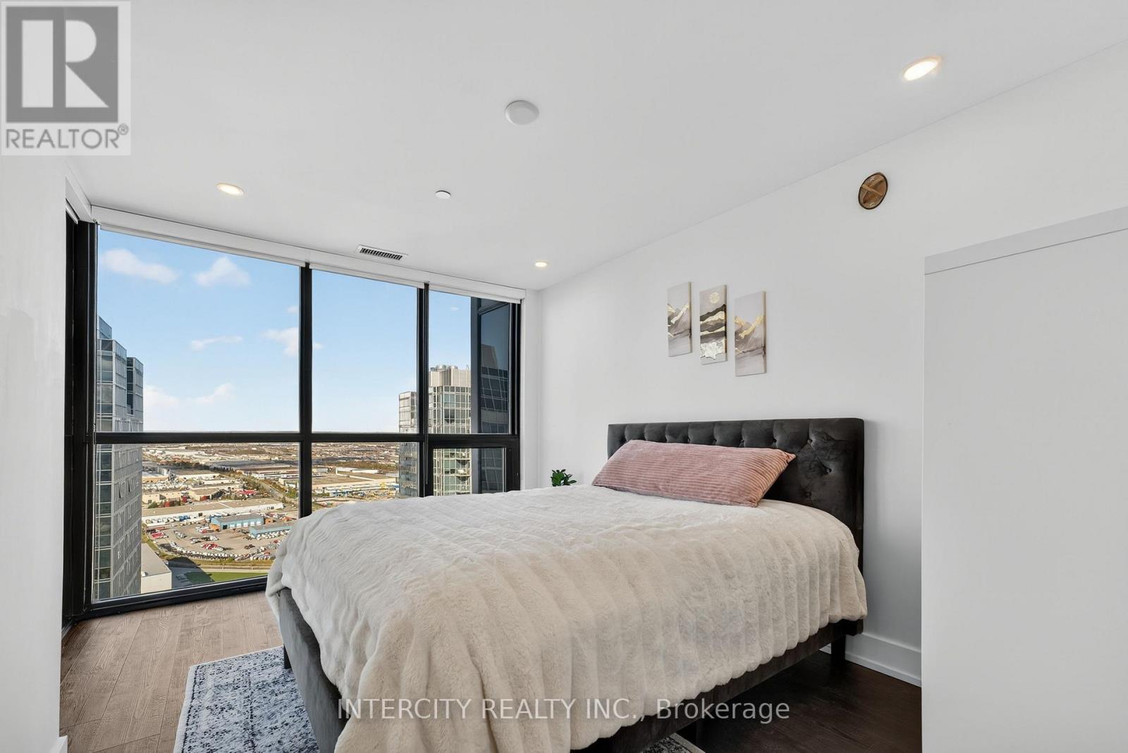 Ph05 (3605) - 2910 Highway 7 Road, Vaughan, Ontario  L4K 0H8 - Photo 31 - N12682080