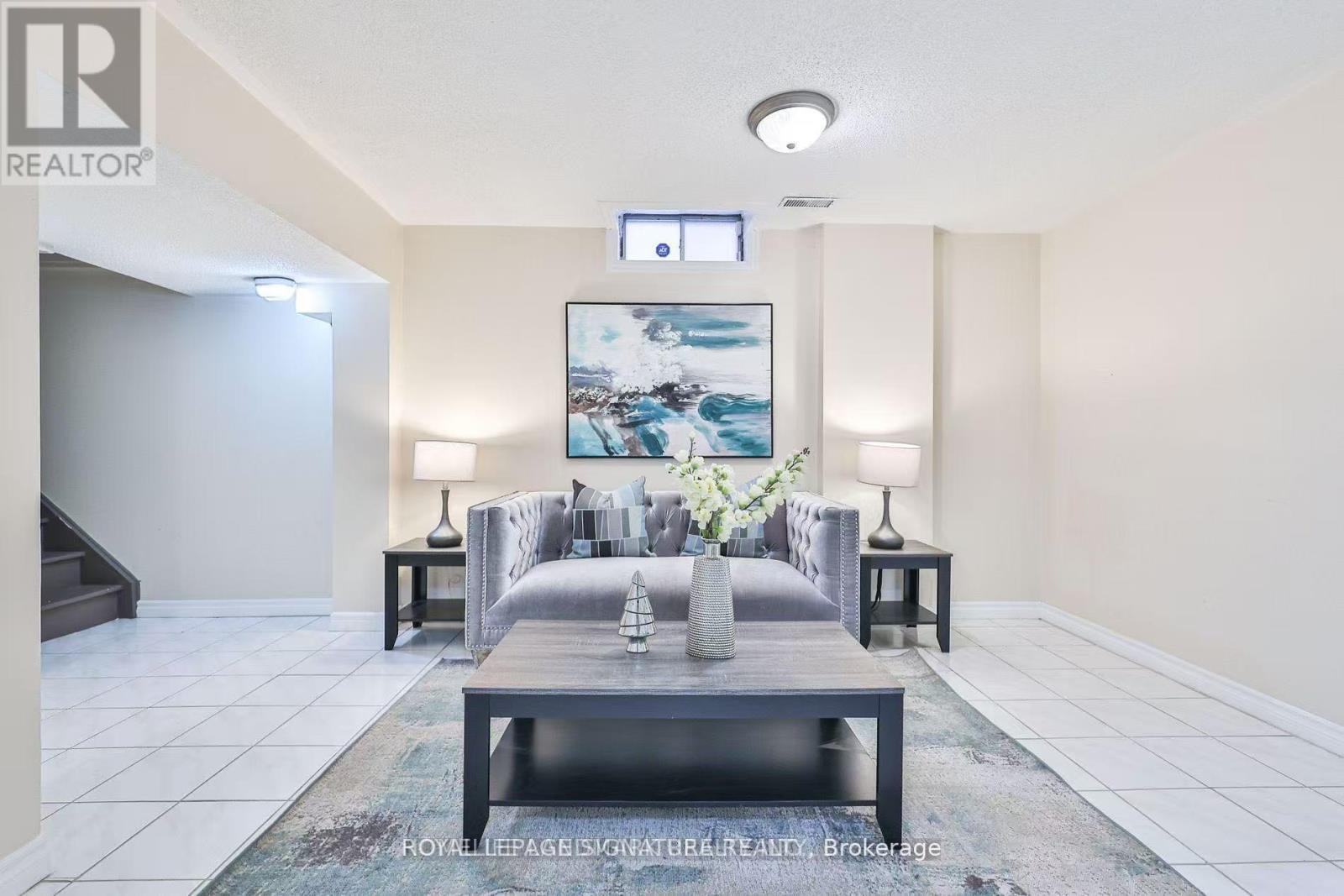 Lower - 37 Bluebell Drive, Markham, Ontario  L3S 3P8 - Photo 2 - N12682098