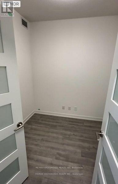 712 - 8119 Birchmount Road, Markham, Ontario  L6G 0H5 - Photo 9 - N12682202