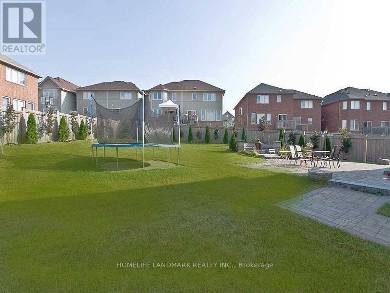 98 Stoyell Drive, Richmond Hill, Ontario  L4E 0M8 - Photo 16 - N12682224