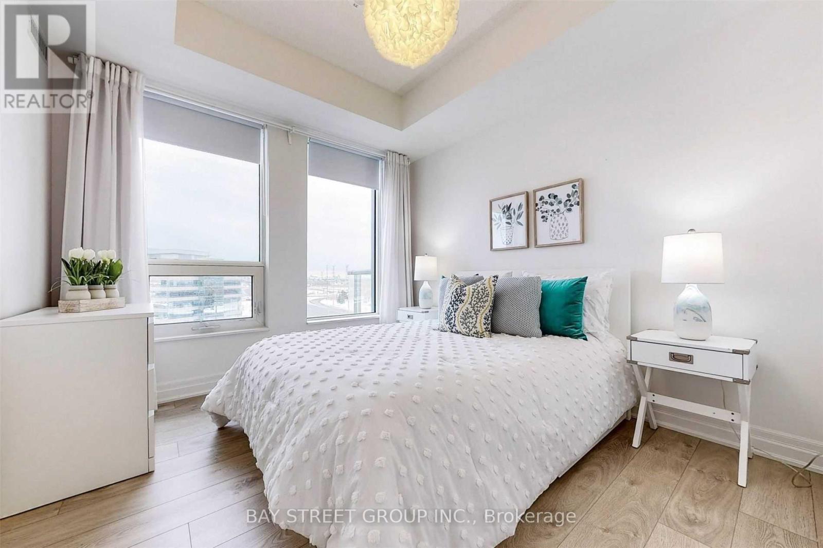 910a - 10 Rouge Valley Drive W, Markham, Ontario  L6G 0G9 - Photo 14 - N12682230