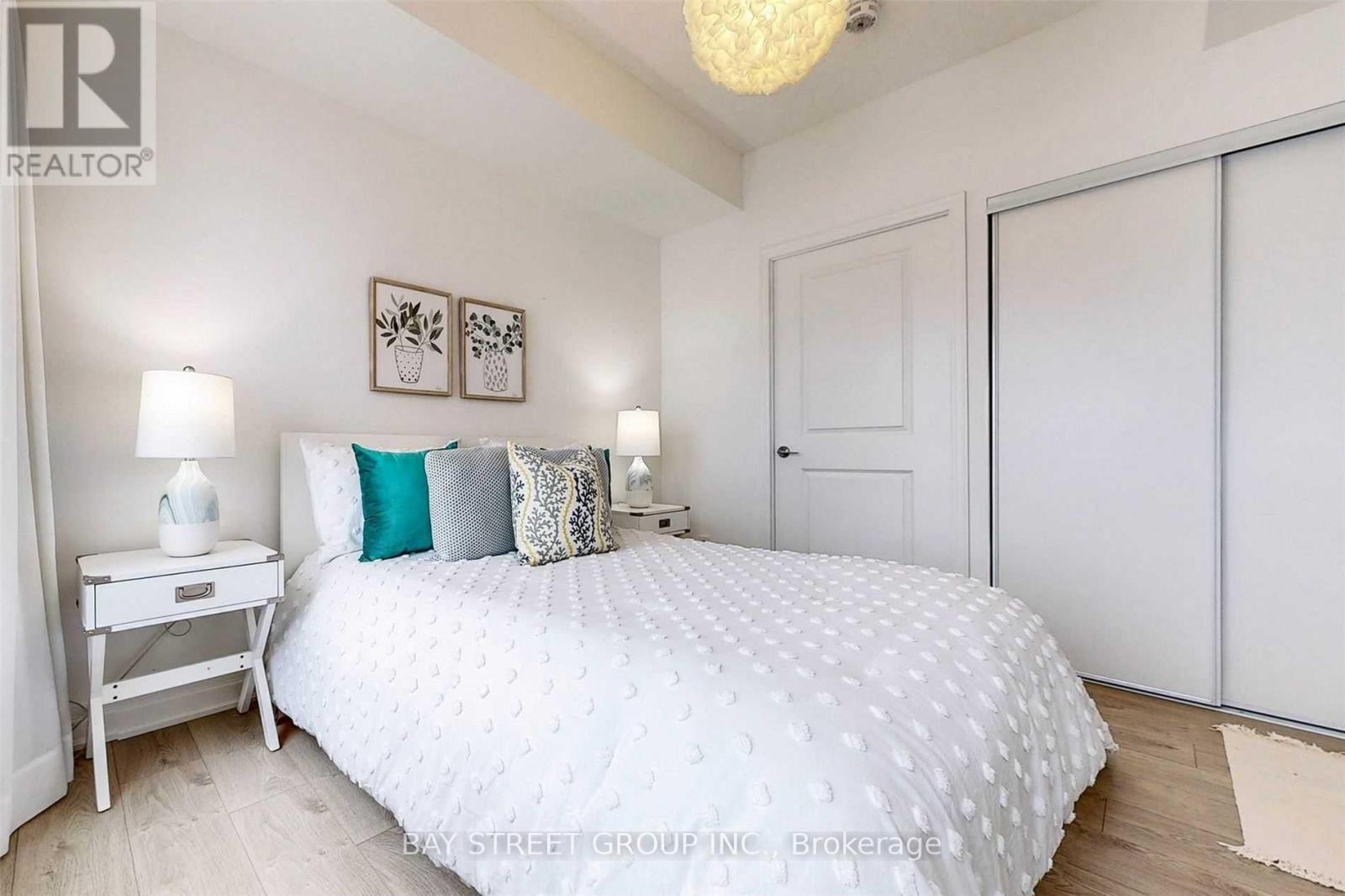 910a - 10 Rouge Valley Drive W, Markham, Ontario  L6G 0G9 - Photo 15 - N12682230