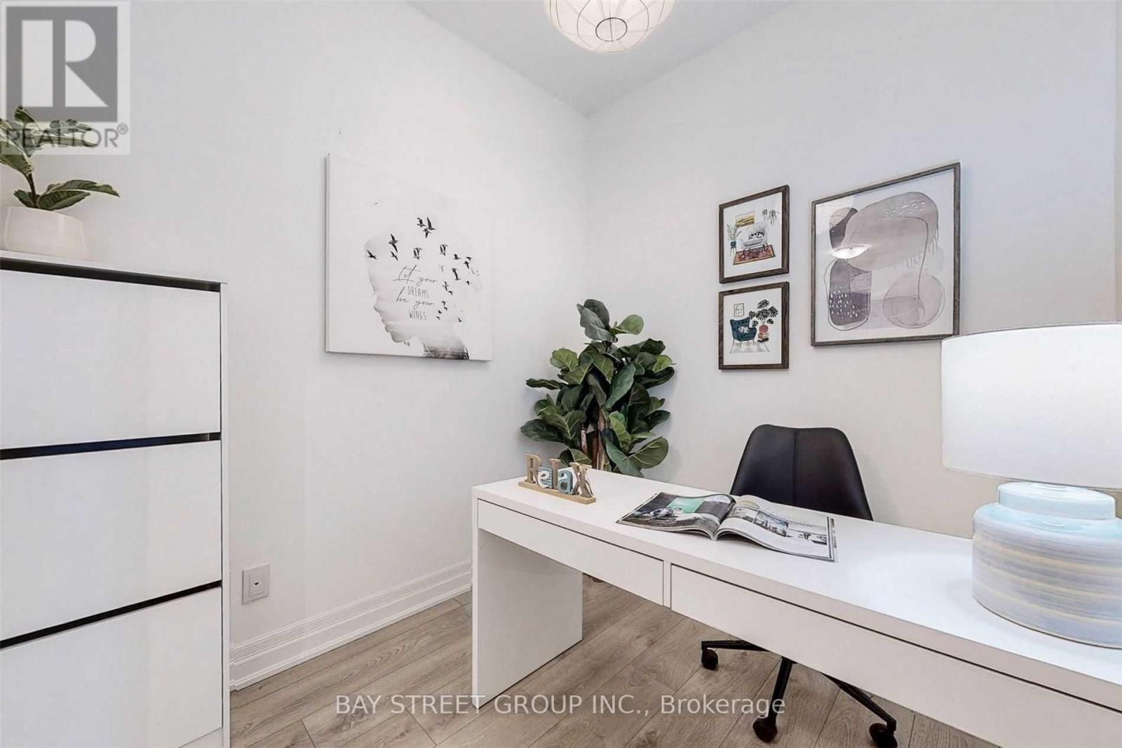 910a - 10 Rouge Valley Drive W, Markham, Ontario  L6G 0G9 - Photo 20 - N12682230