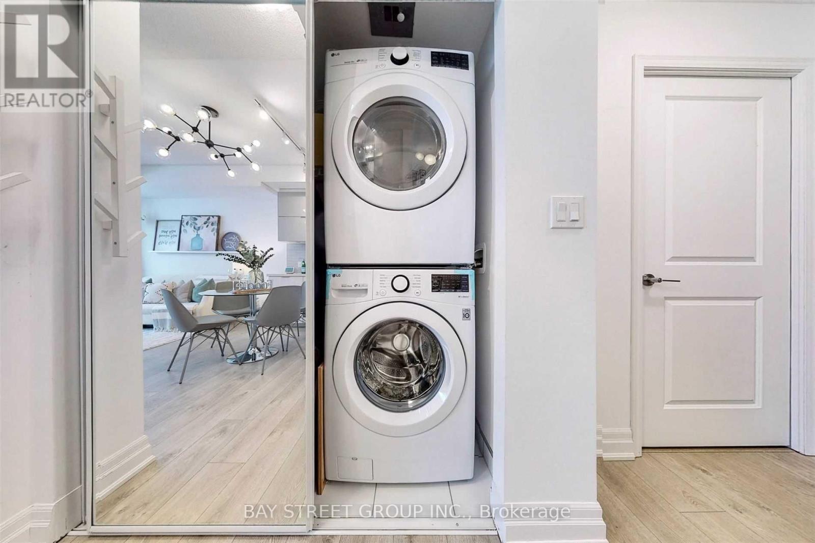 910a - 10 Rouge Valley Drive W, Markham, Ontario  L6G 0G9 - Photo 22 - N12682230