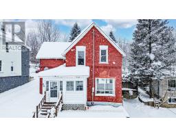 86 SIXTH STREET, Midland, Ontario