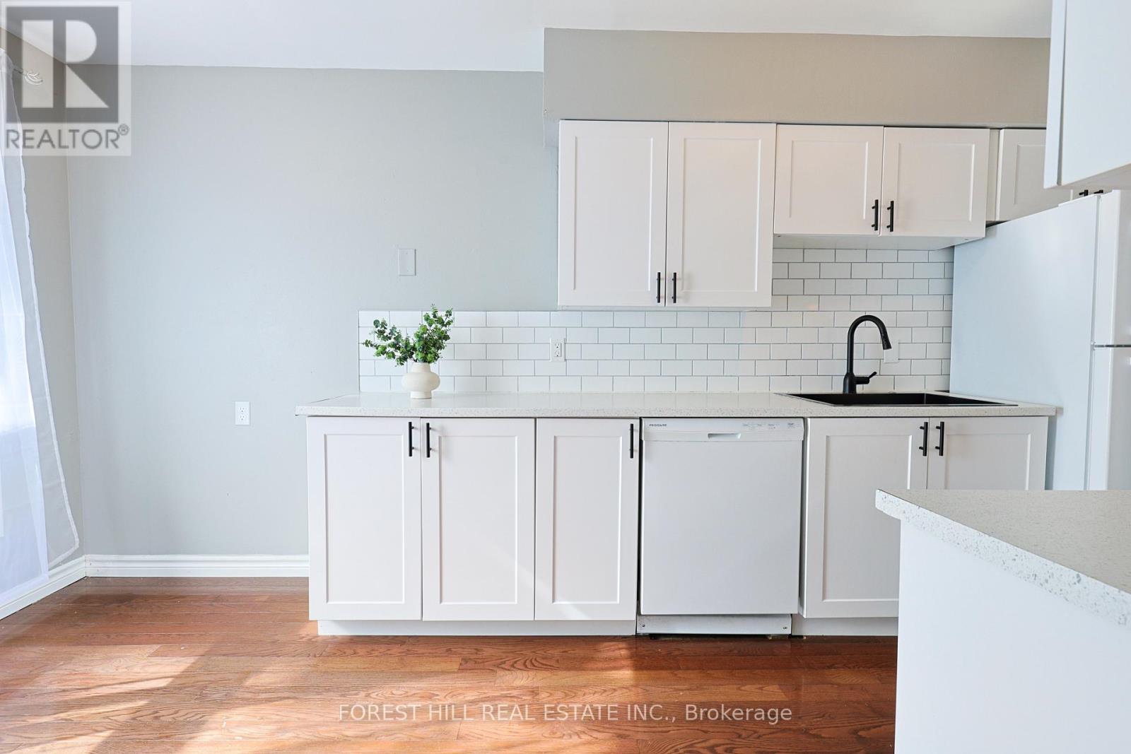 228 Cavana Street, Midland, Ontario  L4R 4C1 - Photo 11 - S12682222