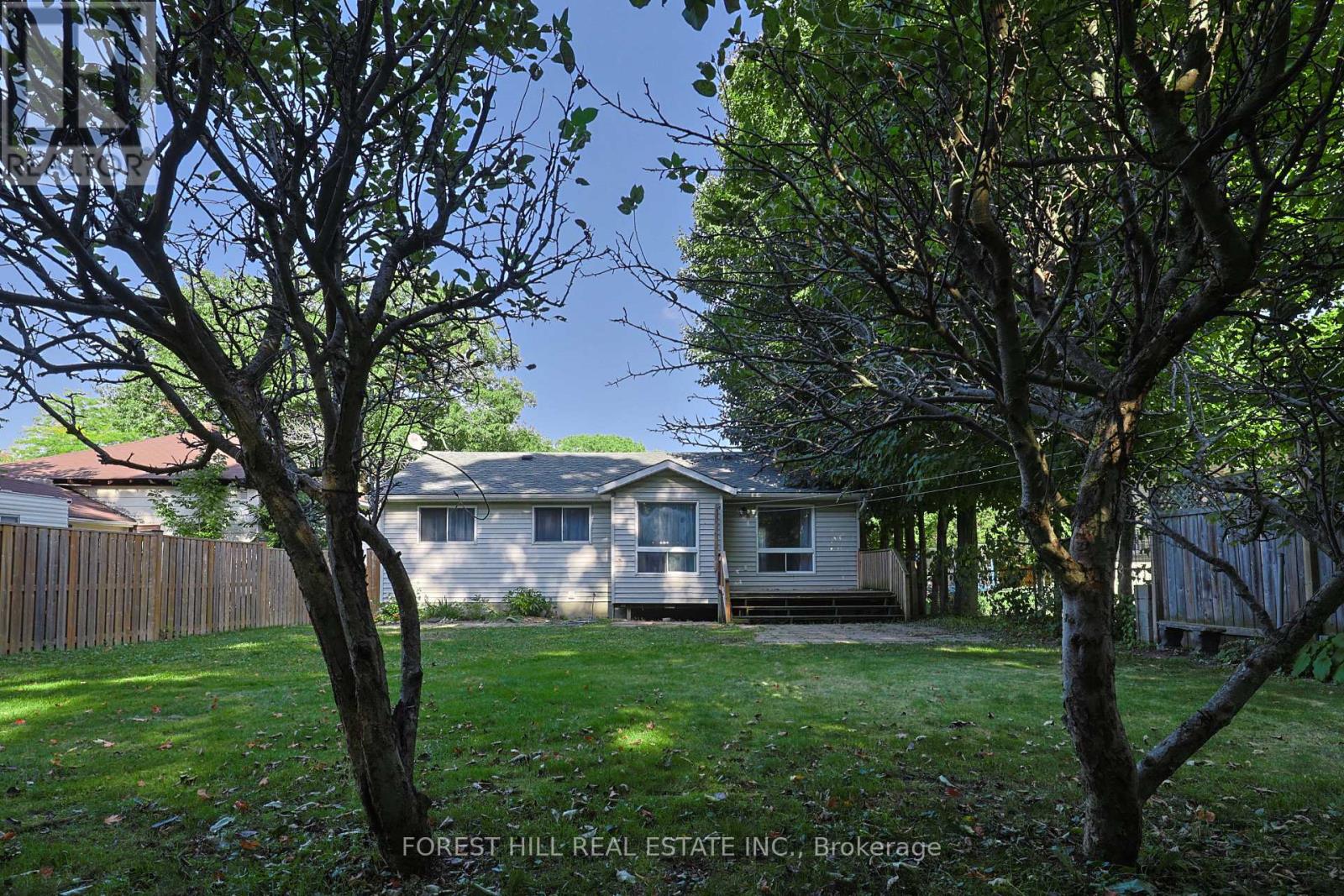 228 Cavana Street, Midland, Ontario  L4R 4C1 - Photo 42 - S12682222