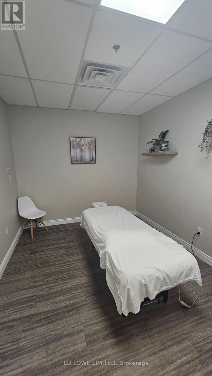 19 - 18 Alliance Boulevard, Barrie, Ontario  L4M 5A5 - Photo 6 - S12682256