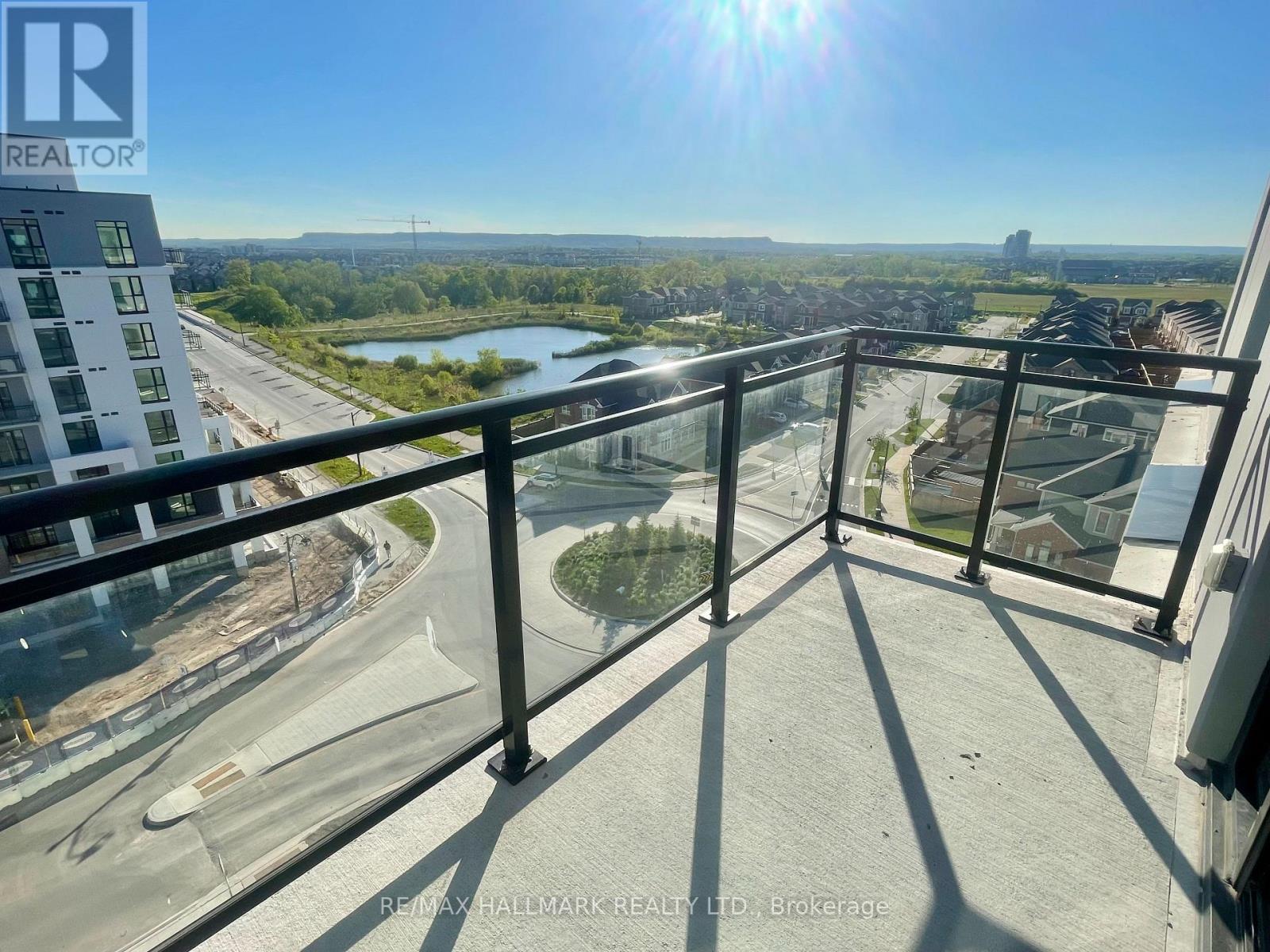 816 - 770 Whitlock Avenue, Milton, Ontario  L9E 1S2 - Photo 1 - W12681614