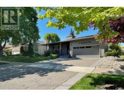 55 ASHMOUNT CRESCENT, Toronto, Ontario