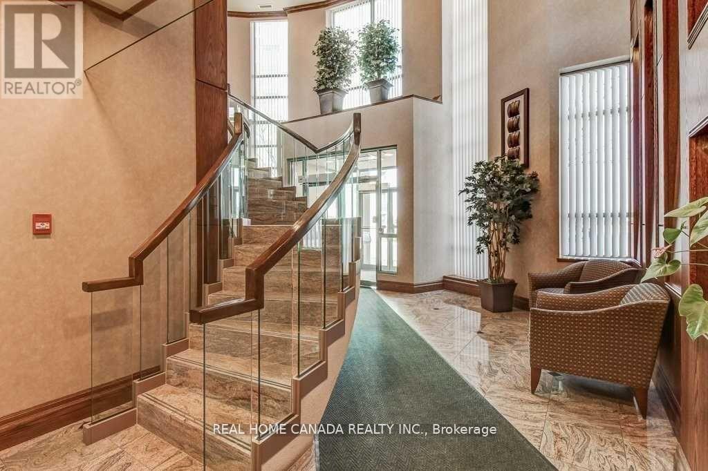 1411 - 4879 Kimbermount Avenue, Mississauga, Ontario  L5M 7R8 - Photo 7 - W12682024