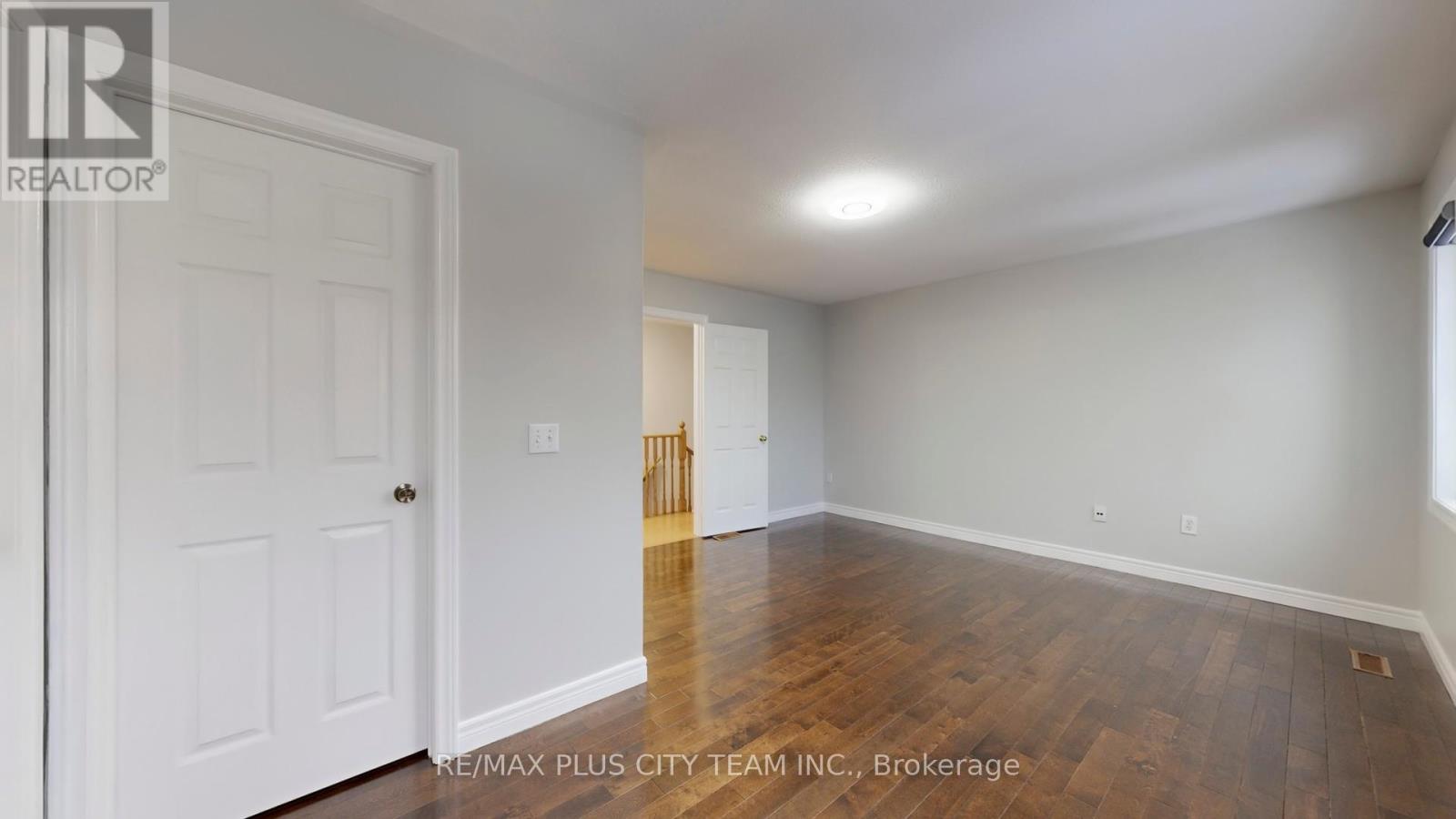 4 Slessor Lane, Brampton, Ontario  L6P 1M3 - Photo 17 - W12682090