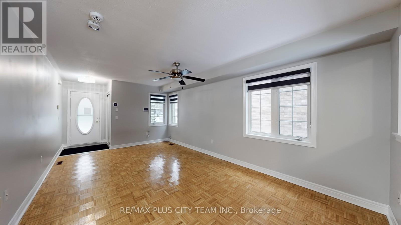 4 Slessor Lane, Brampton, Ontario  L6P 1M3 - Photo 2 - W12682090