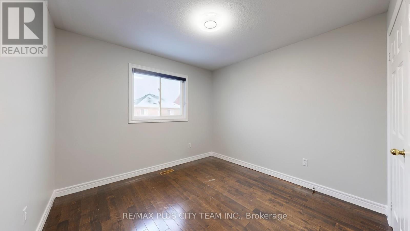 4 Slessor Lane, Brampton, Ontario  L6P 1M3 - Photo 22 - W12682090