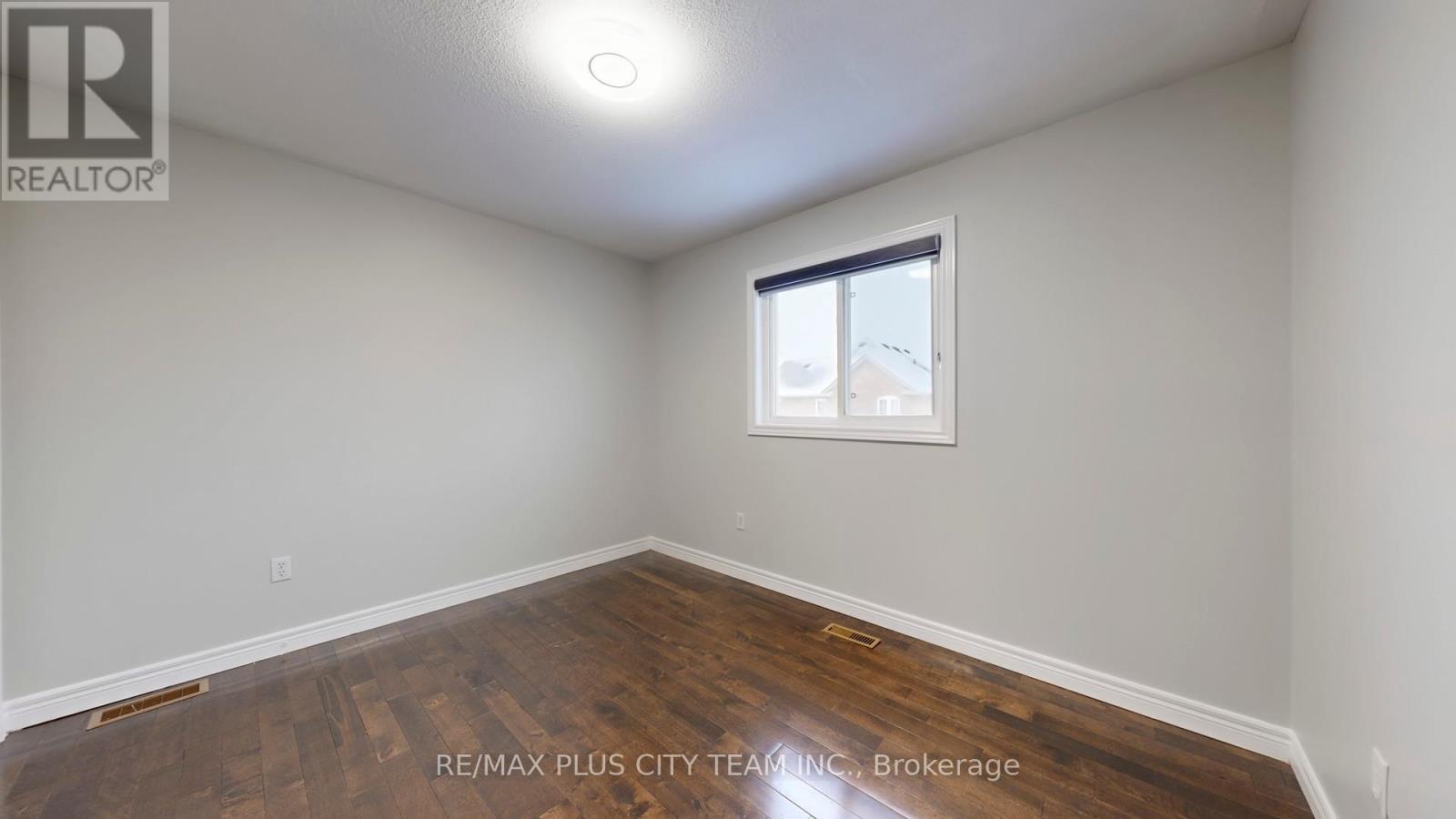 4 Slessor Lane, Brampton, Ontario  L6P 1M3 - Photo 25 - W12682090