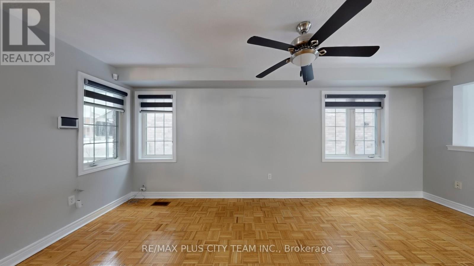 4 Slessor Lane, Brampton, Ontario  L6P 1M3 - Photo 3 - W12682090