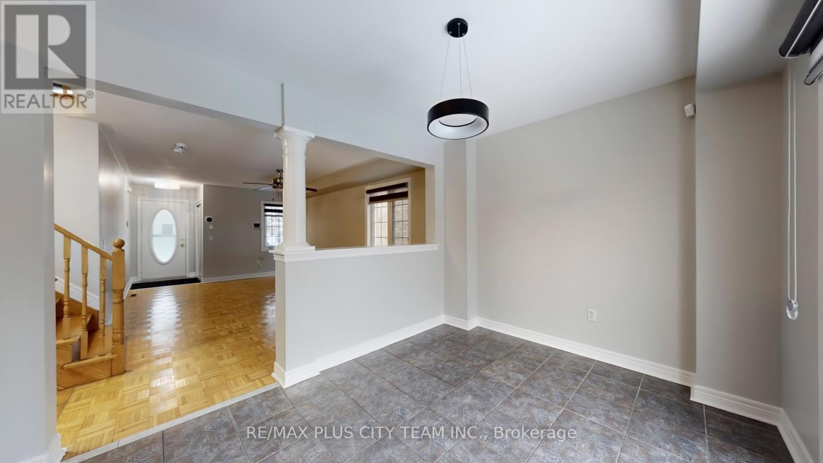 4 Slessor Lane, Brampton, Ontario  L6P 1M3 - Photo 7 - W12682090