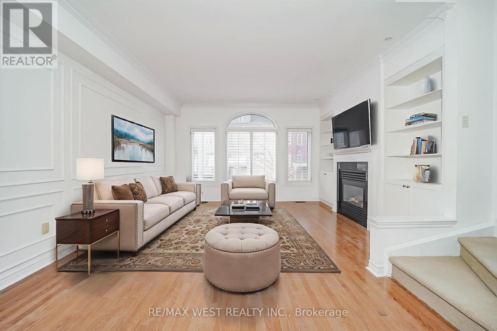 36 - 8 James Stock Path, Toronto, Ontario  M8Z 6C6 - Photo 4 - W12682100