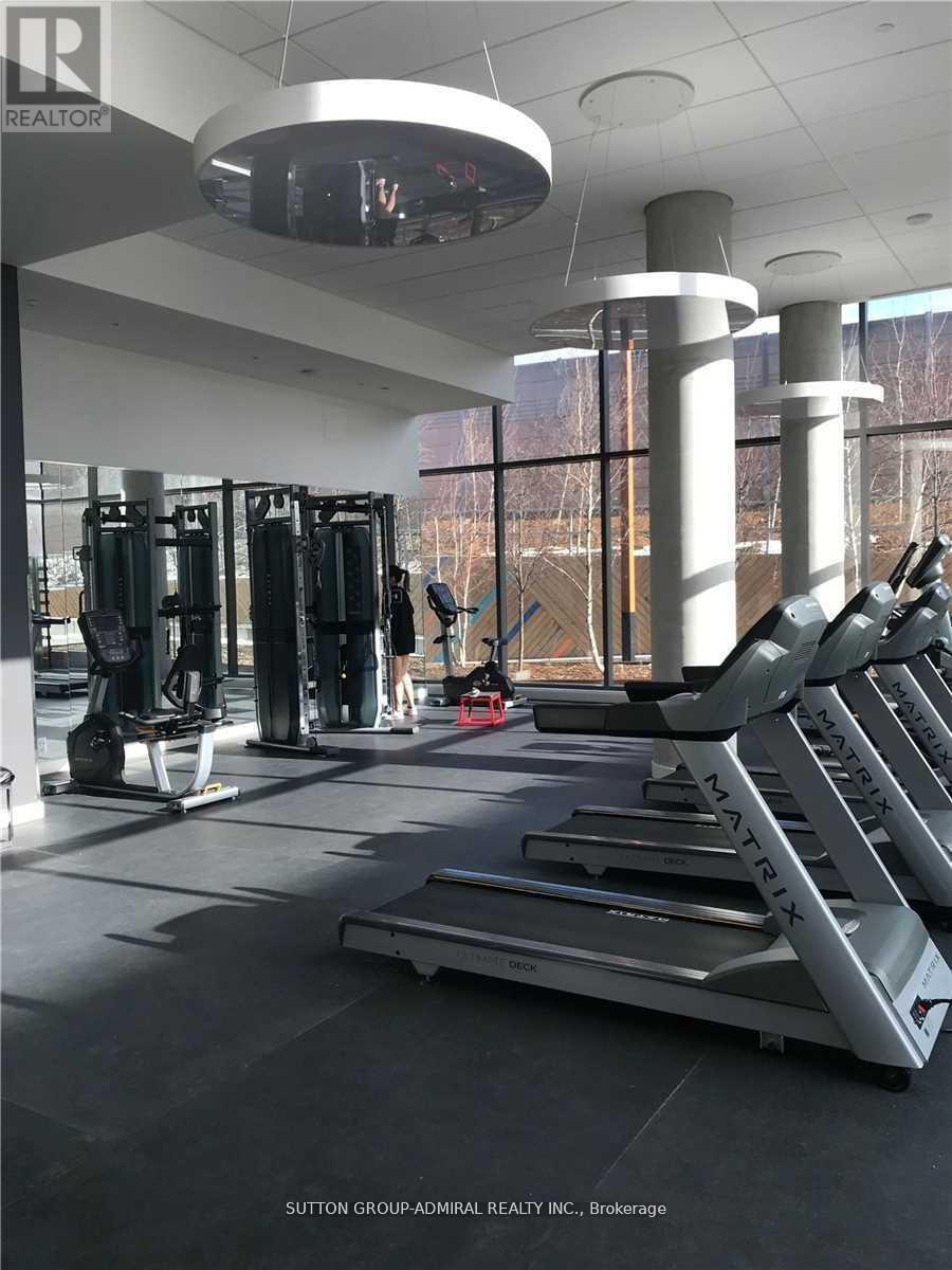 526 - 160 Flemington Road, Toronto, Ontario  M6A 1N6 - Photo 9 - W12682126