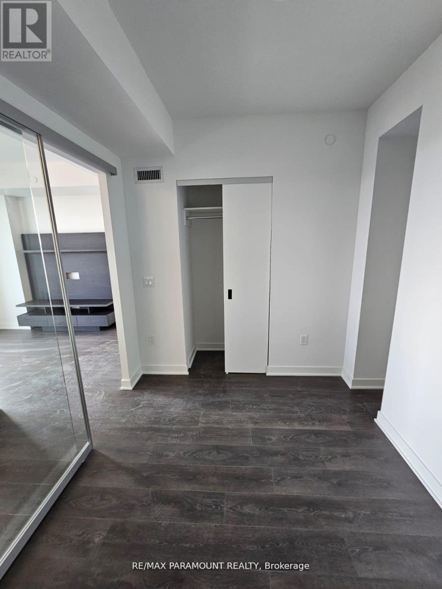 2807 - 36 Zorra Street, Toronto, Ontario  M9Z 4Z7 - Photo 2 - W12682142