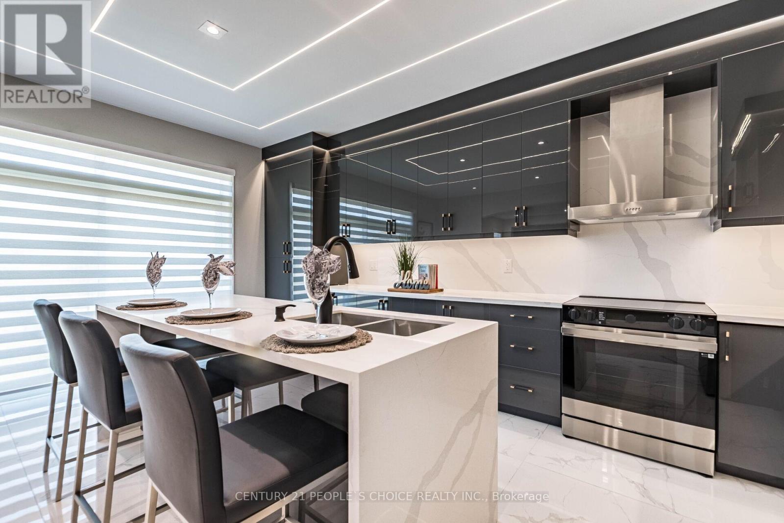 78 Abercrombie Crescent E, Brampton, Ontario  L7A 4N3 - Photo 12 - W12682150