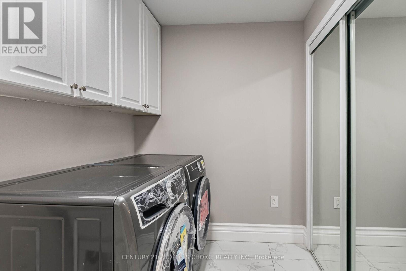 78 Abercrombie Crescent E, Brampton, Ontario  L7A 4N3 - Photo 16 - W12682150