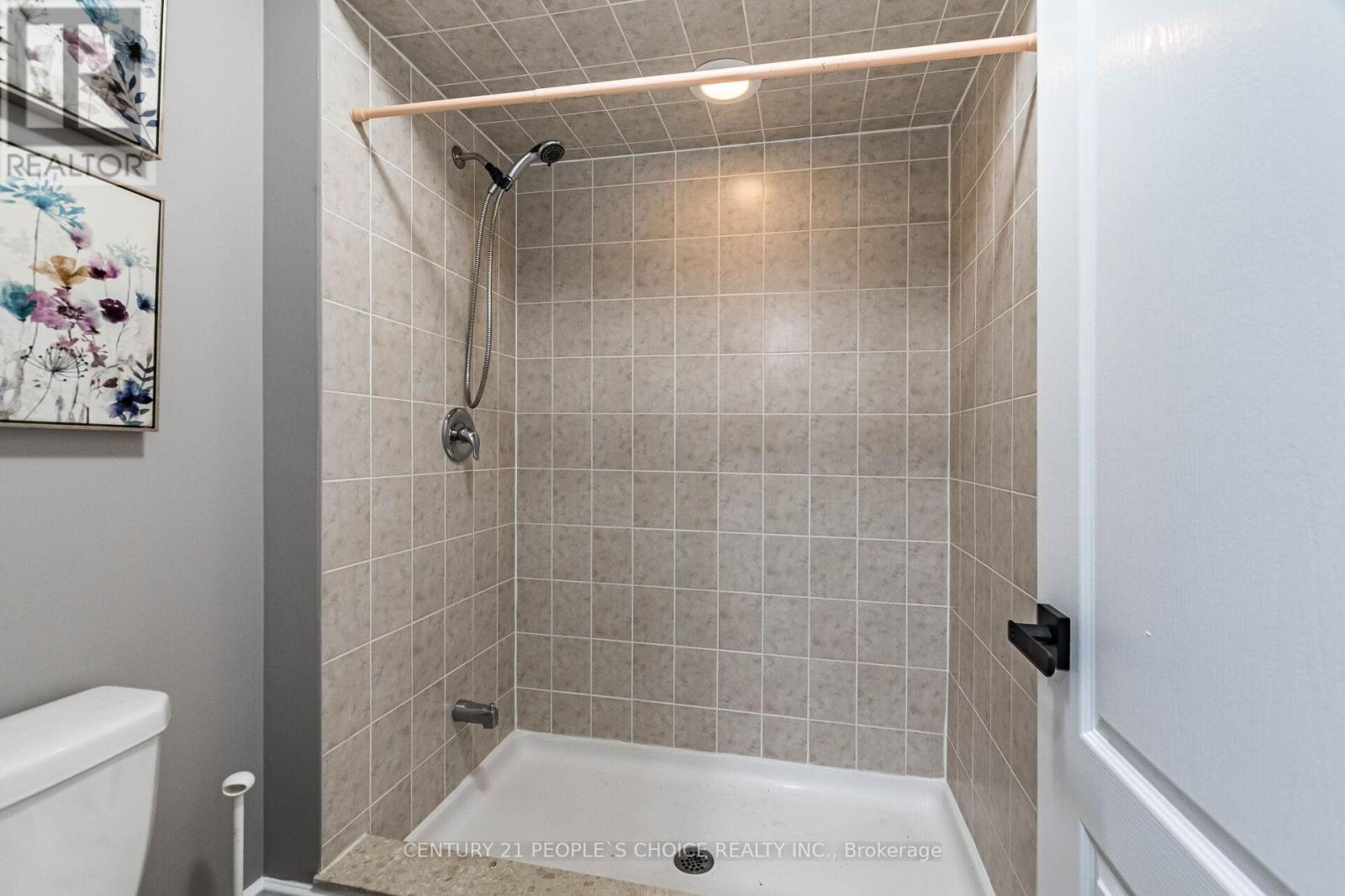 78 Abercrombie Crescent E, Brampton, Ontario  L7A 4N3 - Photo 28 - W12682150