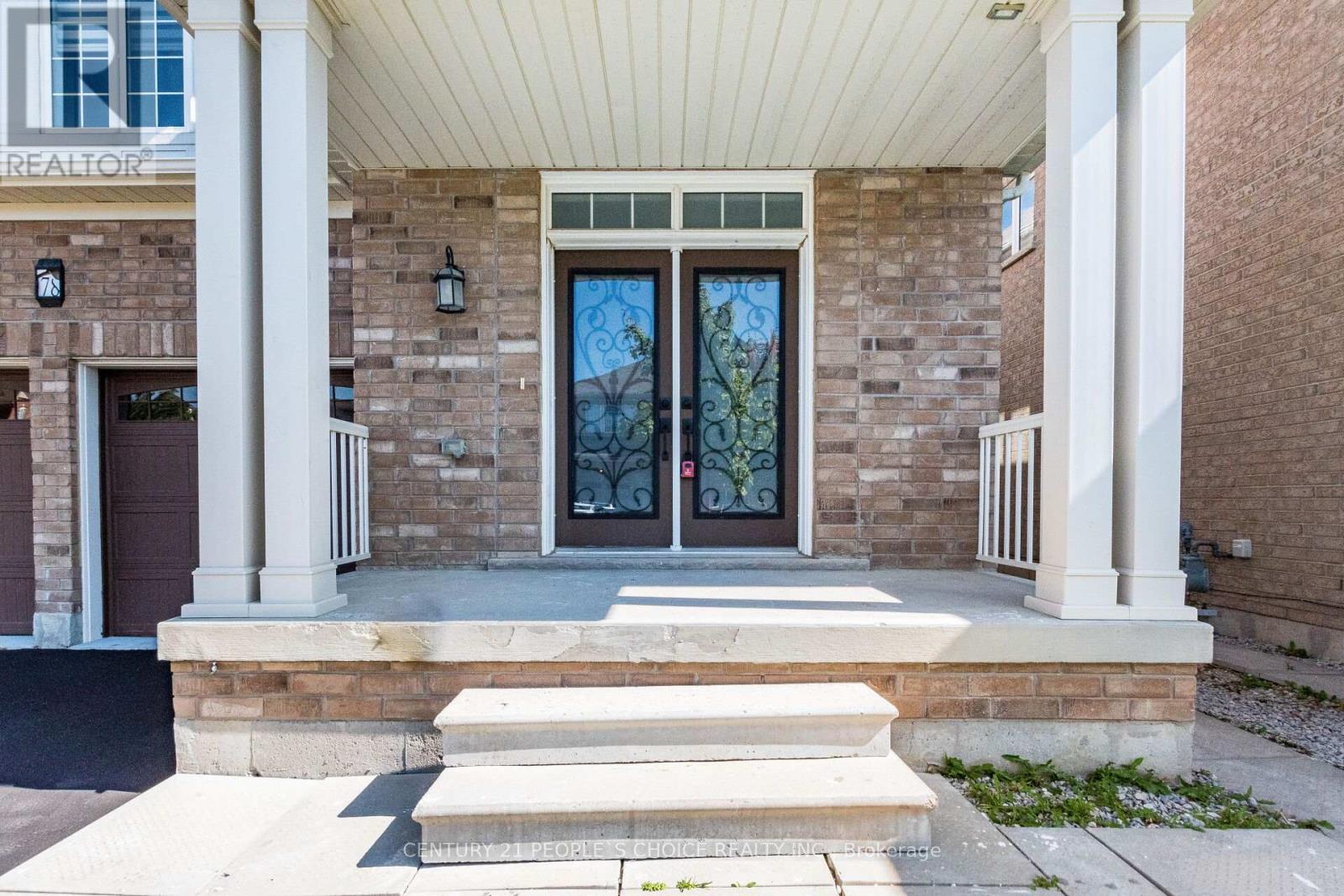 78 Abercrombie Crescent E, Brampton, Ontario  L7A 4N3 - Photo 3 - W12682150