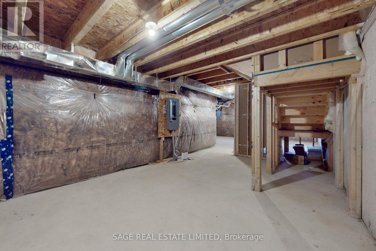 1826 Thames Circle, Milton, Ontario  L9E 2A4 - Photo 36 - W12682228