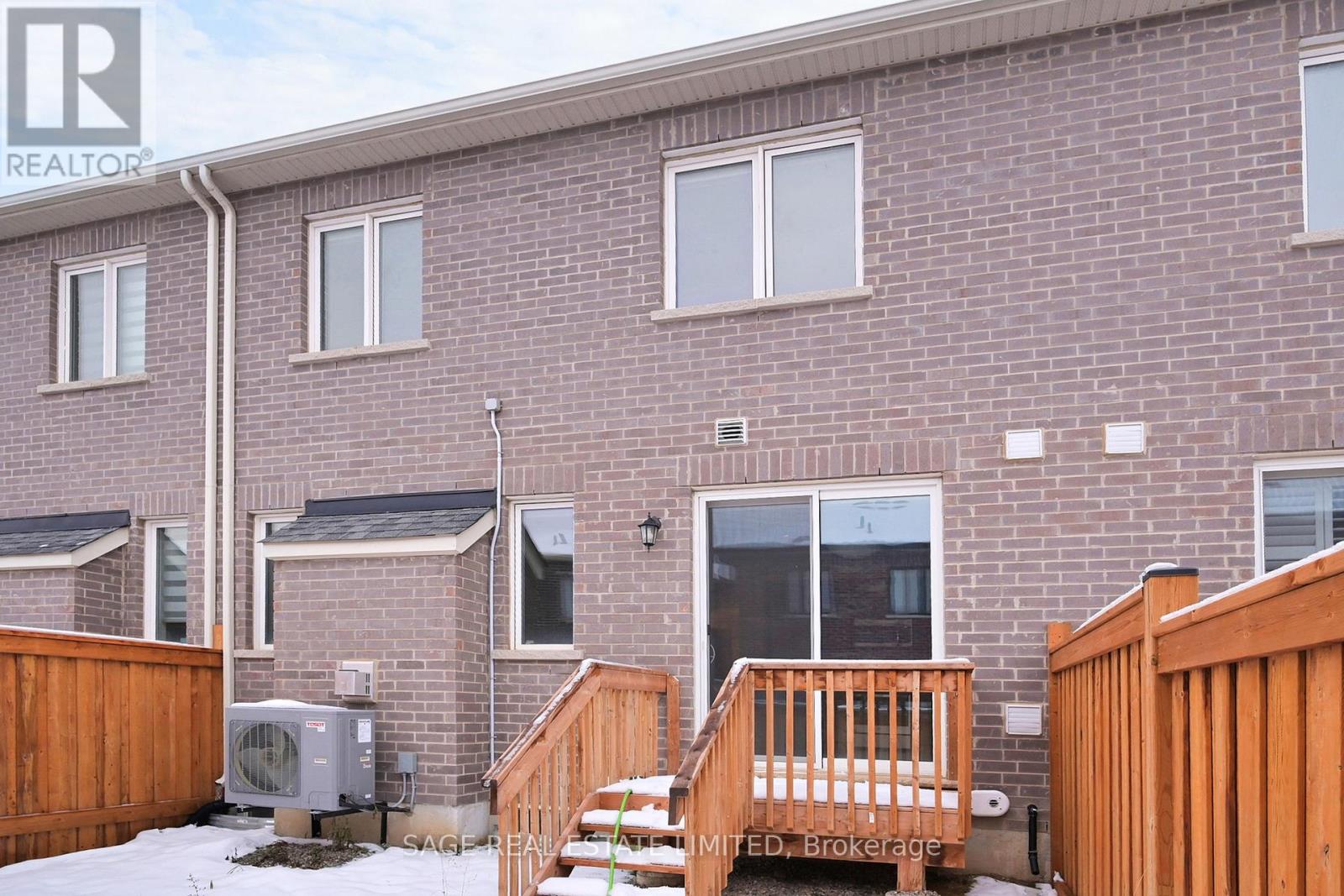 1826 Thames Circle, Milton, Ontario  L9E 2A4 - Photo 38 - W12682228