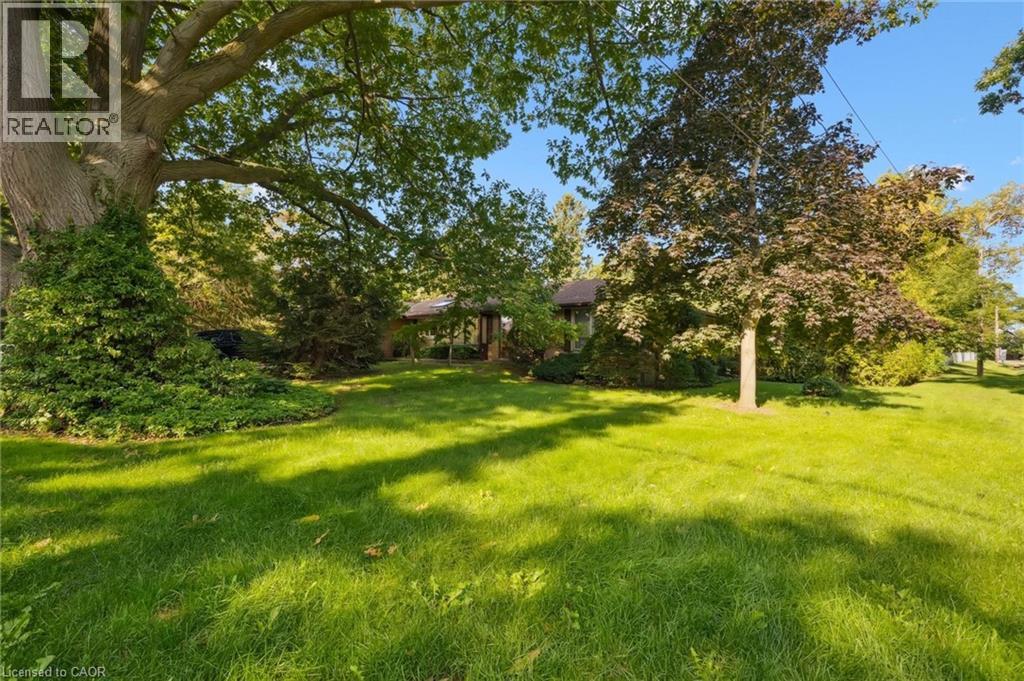 1095 Linbrook Road, Oakville, Ontario  L6J 2L2 - Photo 37 - 40797249