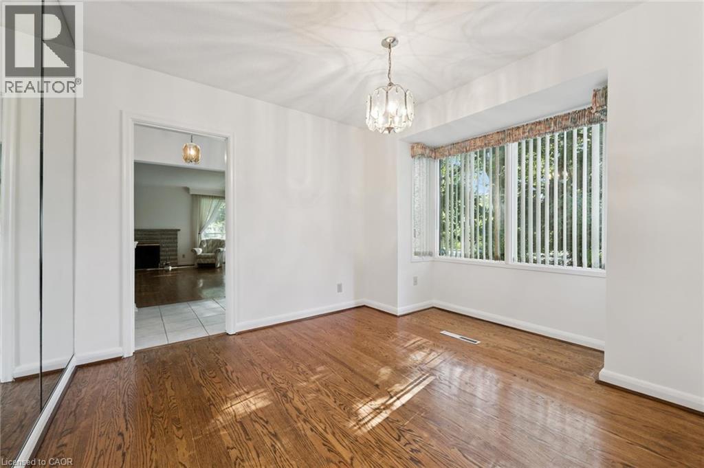 1095 Linbrook Road, Oakville, Ontario  L6J 2L2 - Photo 7 - 40797249