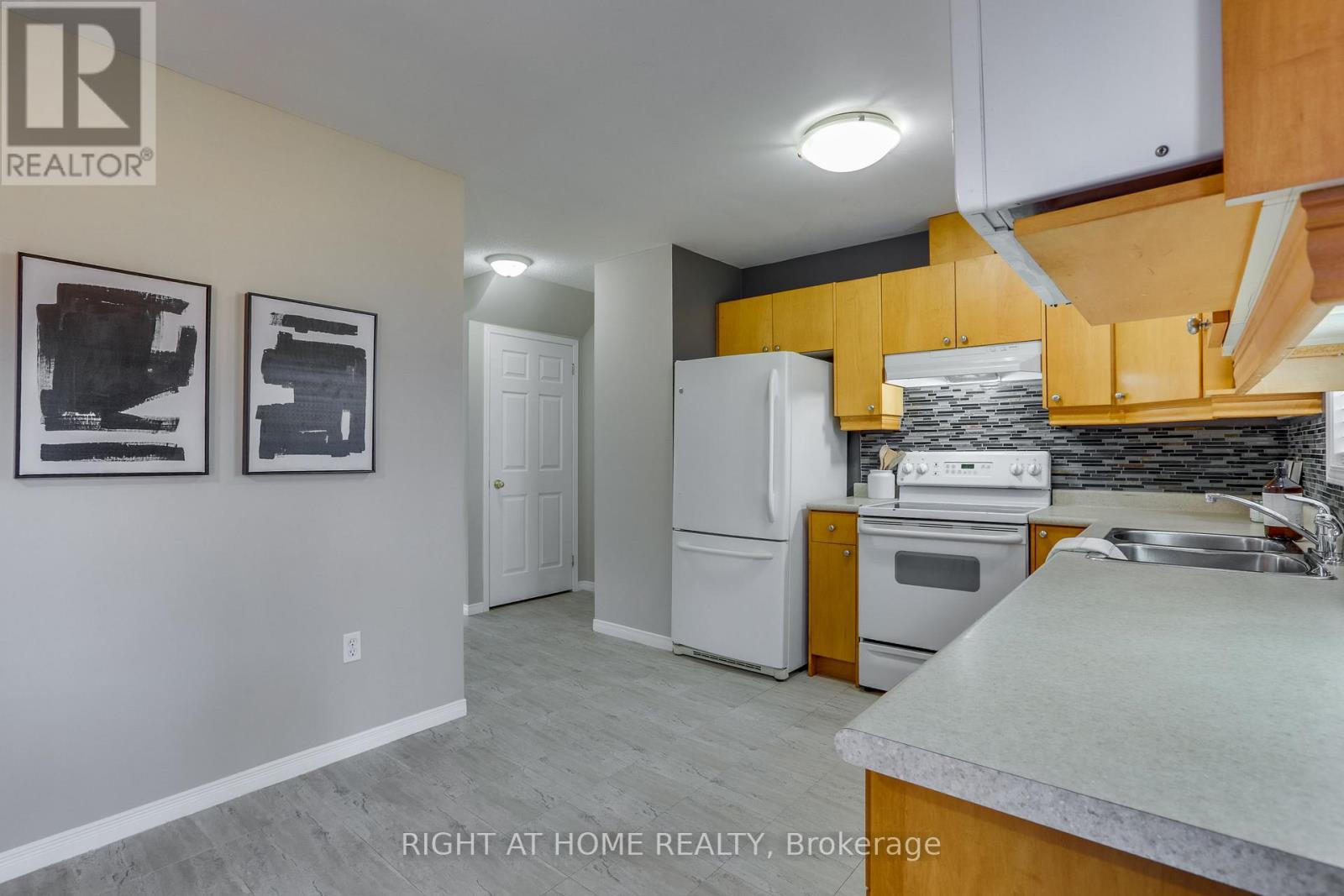 54 - 1535 Trossacks Avenue, London North, Ontario  N5X 4R1 - Photo 9 - X12682102