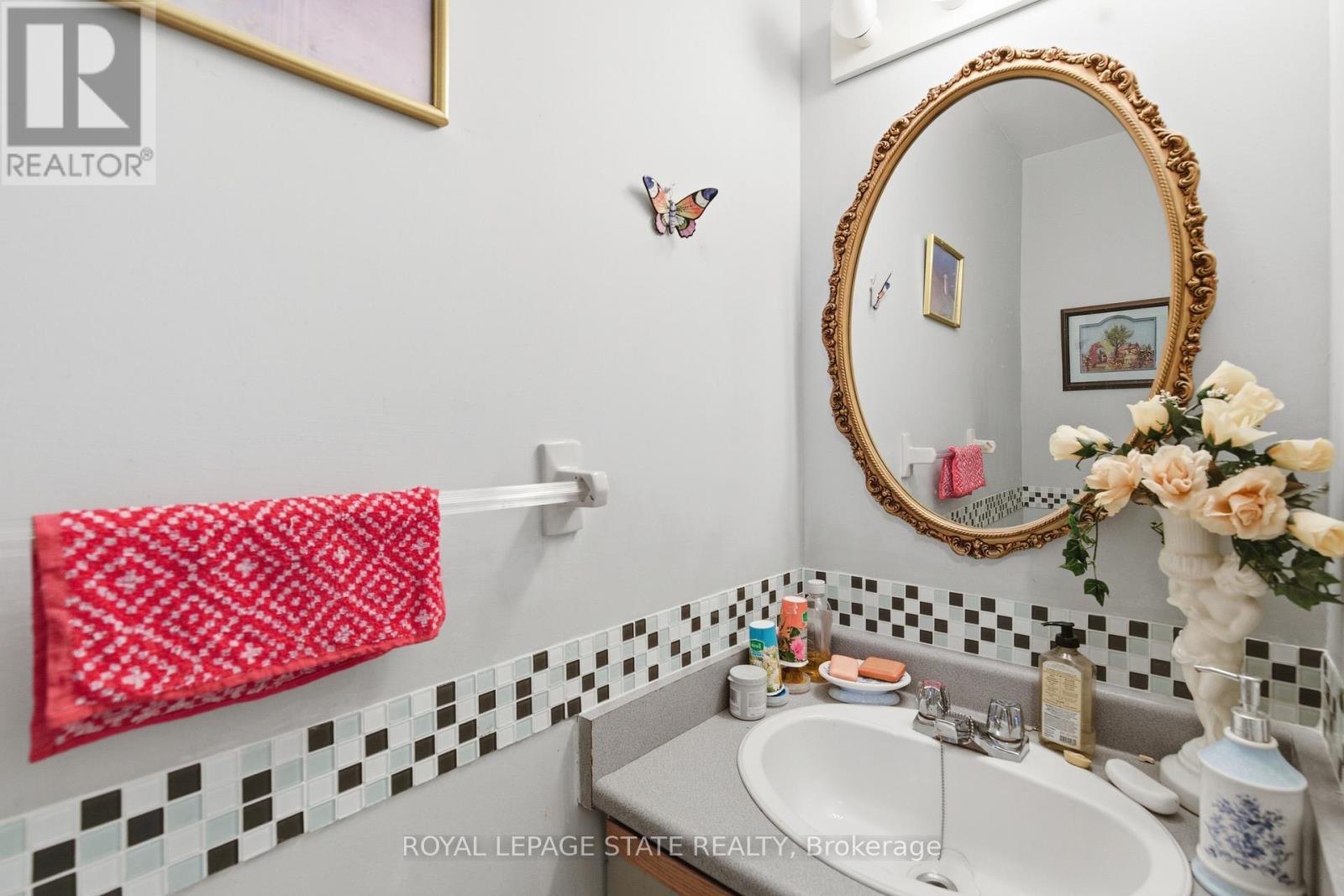 4 - 618 Barton Street, Hamilton, Ontario  L8E 4X3 - Photo 31 - X12682128