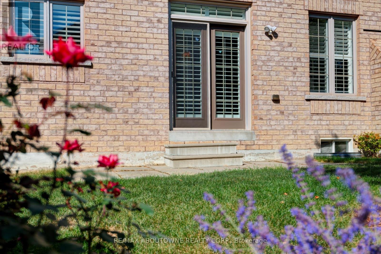 174 Mcknight Avenue, Hamilton, Ontario  L8B 0R4 - Photo 43 - X12682138