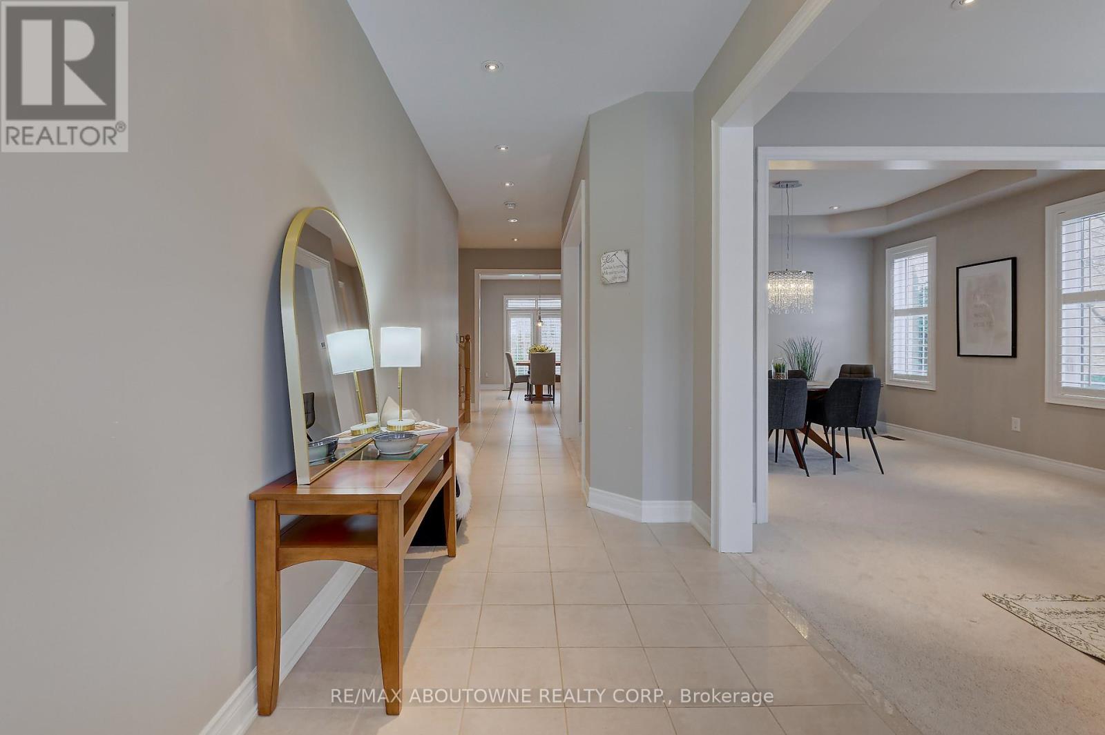 174 Mcknight Avenue, Hamilton, Ontario  L8B 0R4 - Photo 5 - X12682138