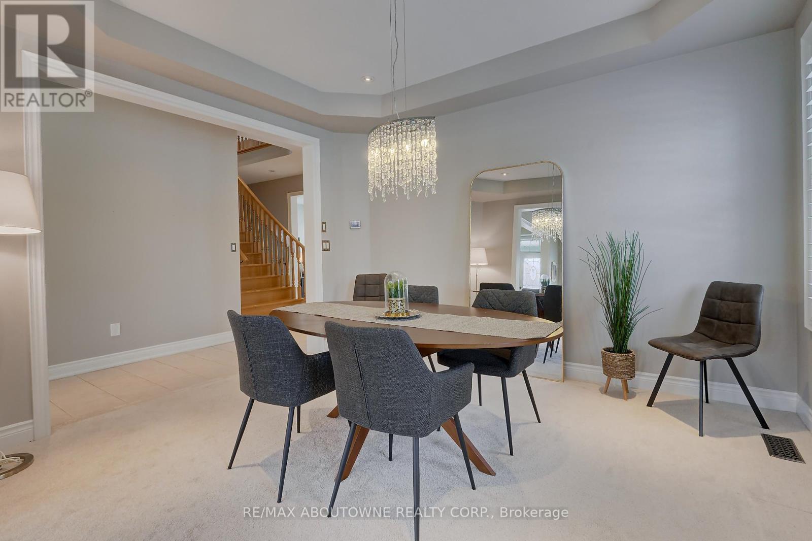 174 Mcknight Avenue, Hamilton, Ontario  L8B 0R4 - Photo 7 - X12682138