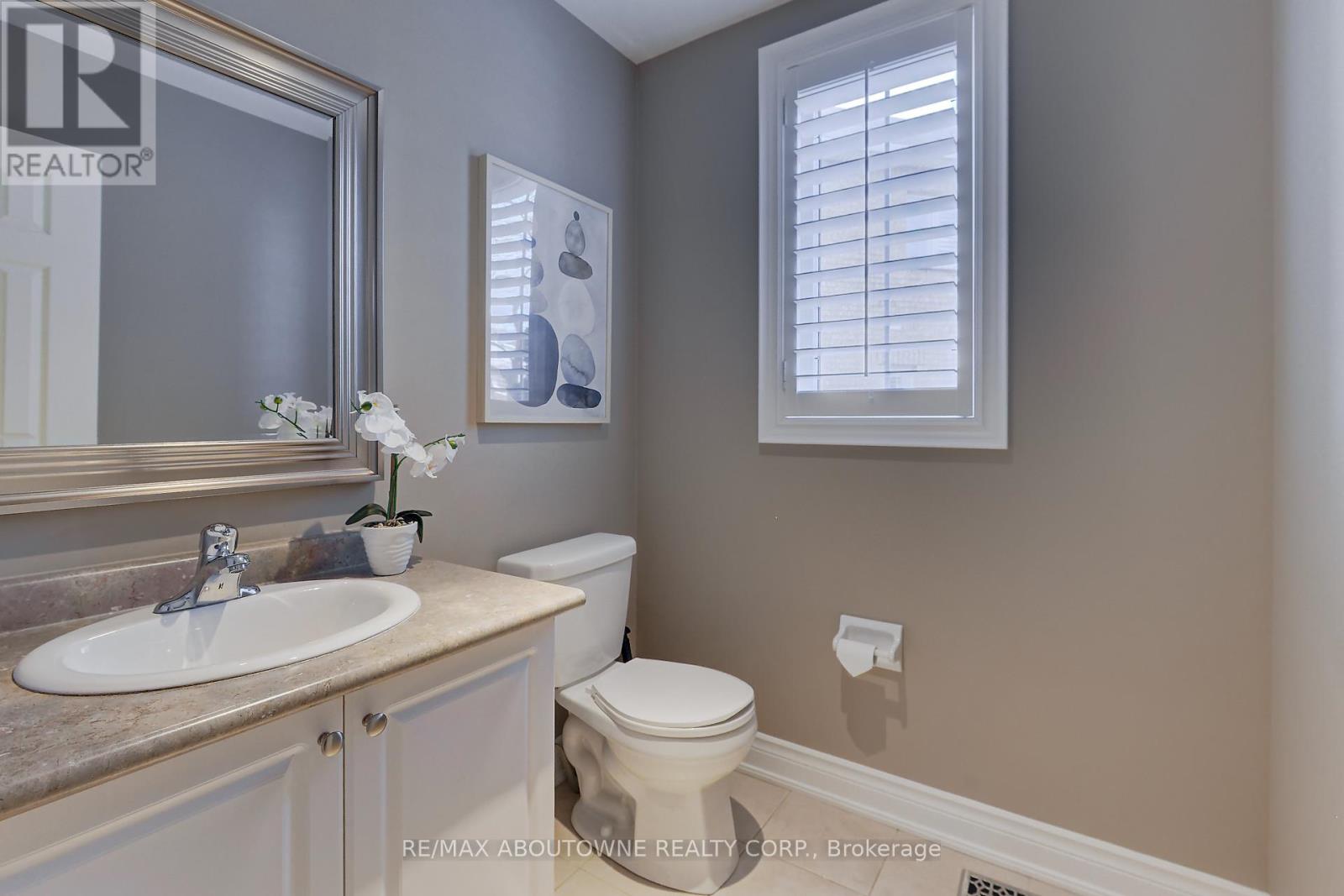 174 Mcknight Avenue, Hamilton, Ontario  L8B 0R4 - Photo 9 - X12682138