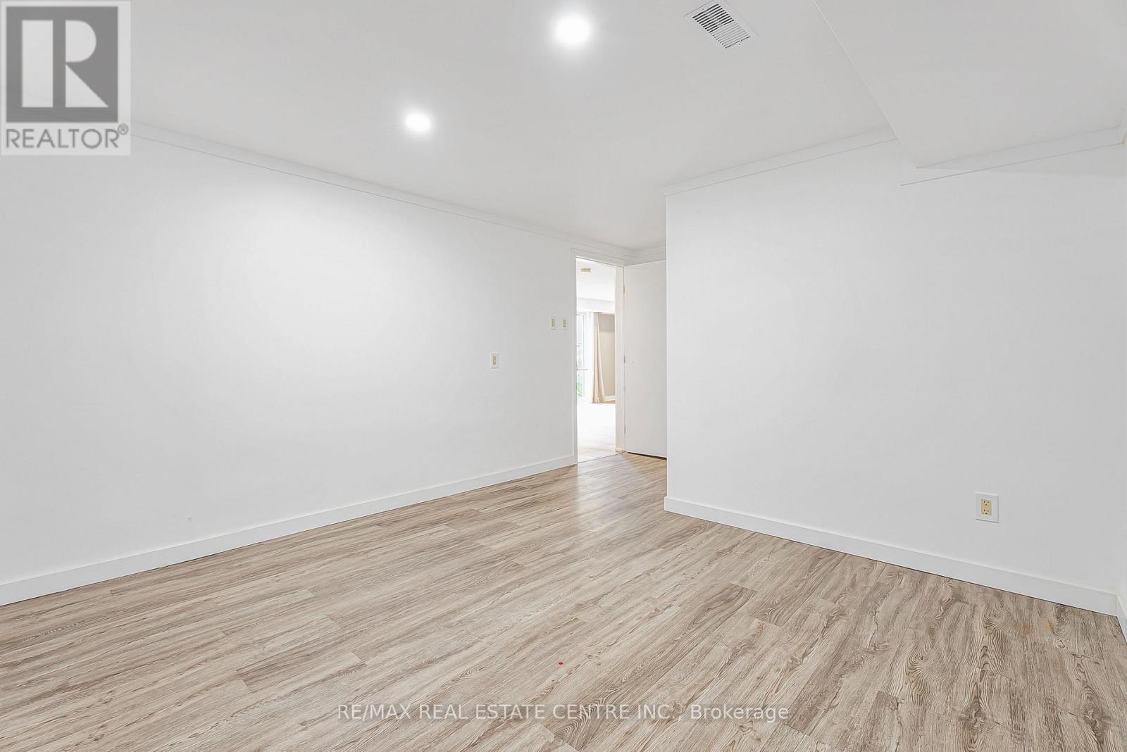 95 Ripplewood Crescent, Kitchener, Ontario  N2M 4R9 - Photo 20 - X12682192